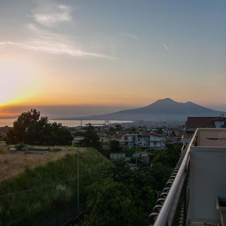 Perla Stabia Panzió Castellammare di Stabia Kültér fotó